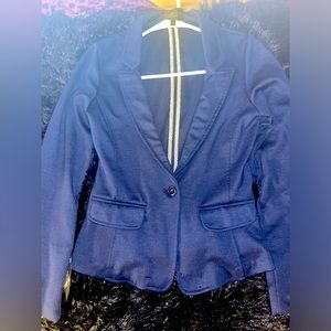 Woman’s blue Mosaic & Co Blazer Business attire